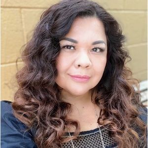 Meet your Posher, Luisa